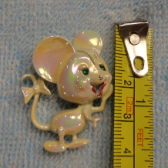 𝅺Vintage Enamel Mouse Pair Mice Green Rhinestone Eyes - Picture 9 of 9